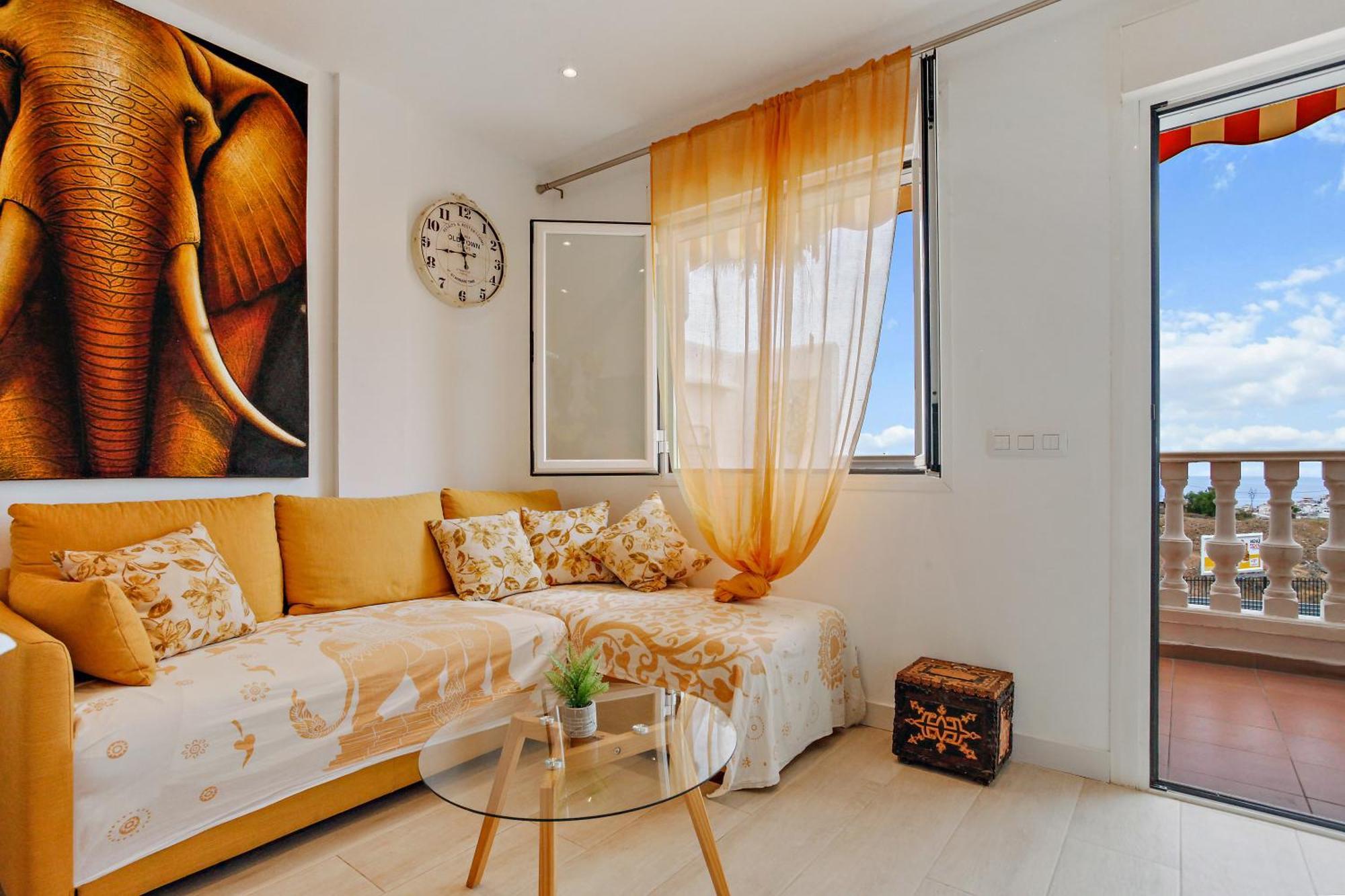 1 Bedroom Giuly Sea Views In Cristianos Apartmán *